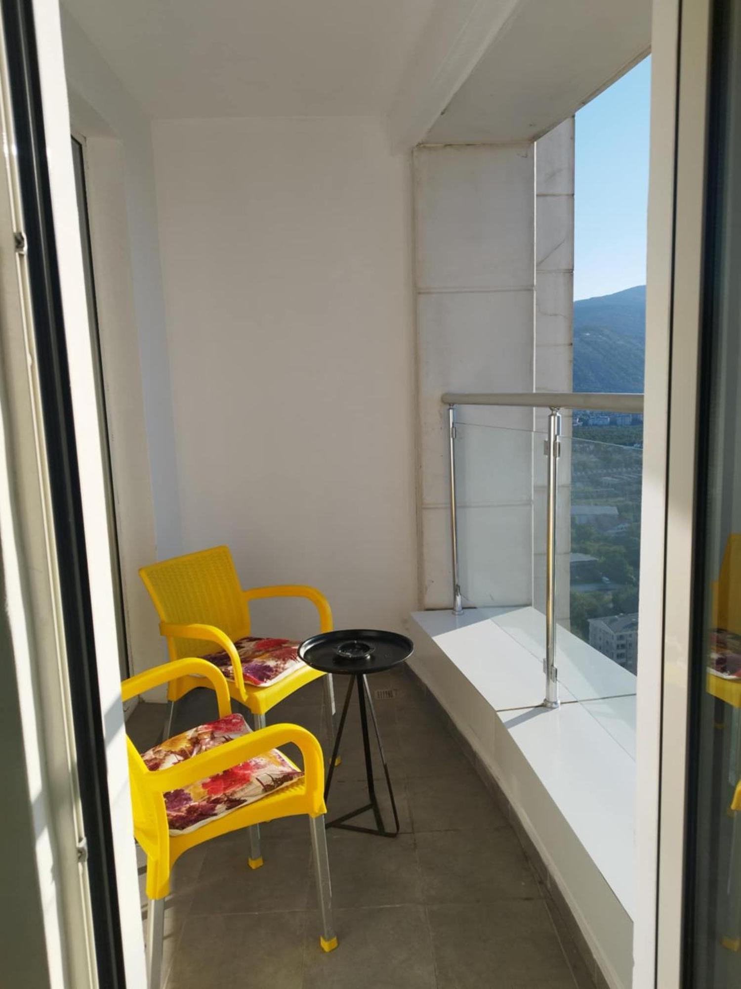 Sky 25th & 33th Floor With Pool & & Fitness & Parking Including In Price *